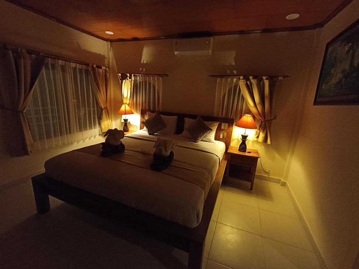 Kusnadi Hotel Легиан Екстериор снимка