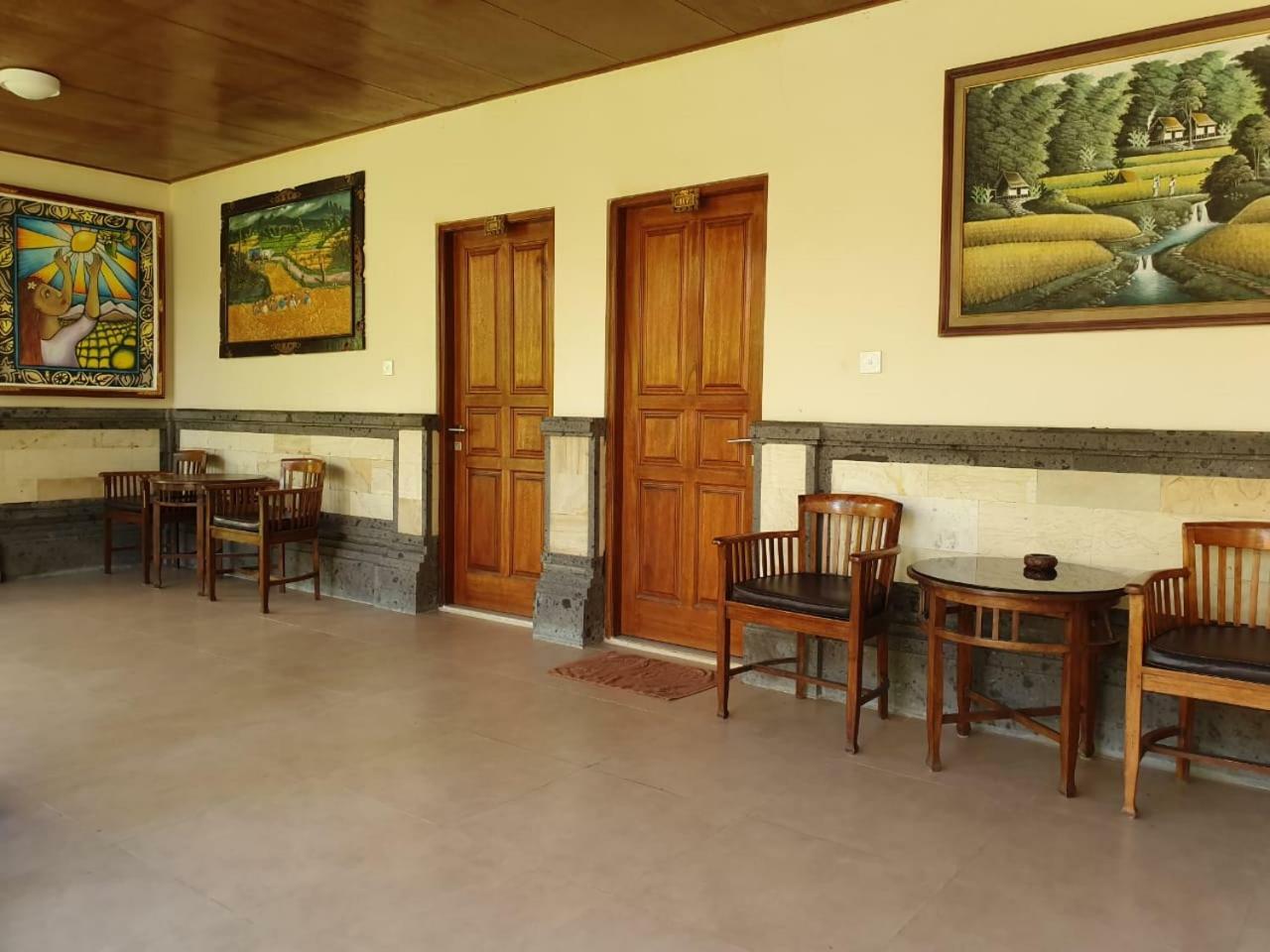 Kusnadi Hotel Легиан Екстериор снимка